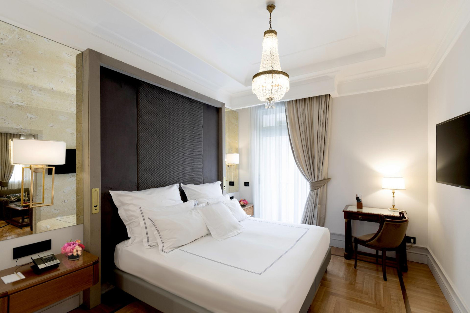 Executive Suite Executive Suite