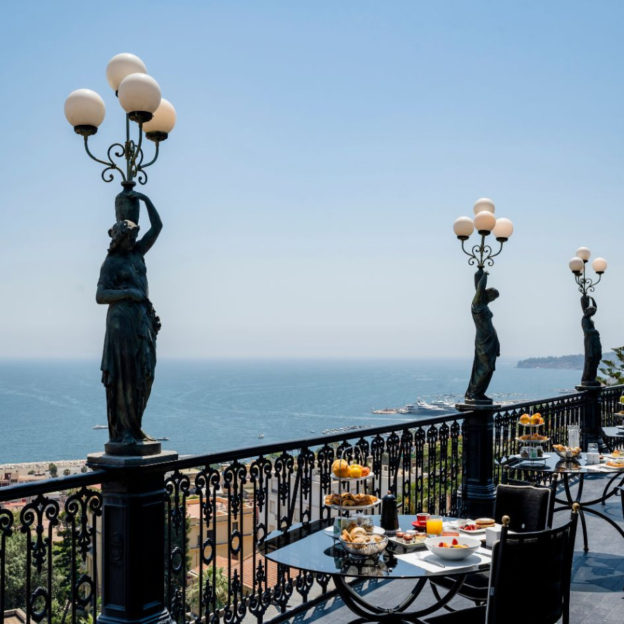 Breakfast, aperitif, lunch, and dinner at Bidder Terrace